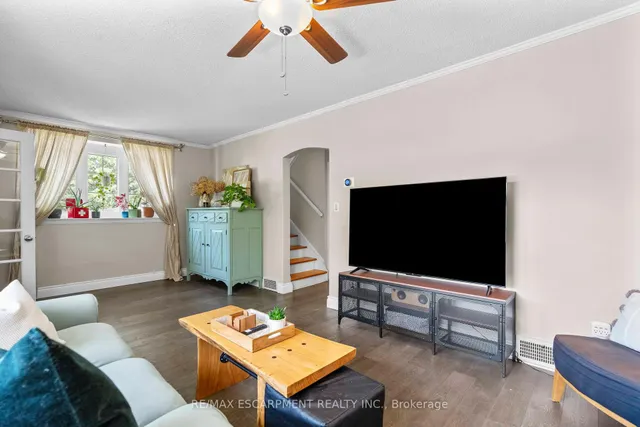 Additional image 8 of 48 Franklin Ave