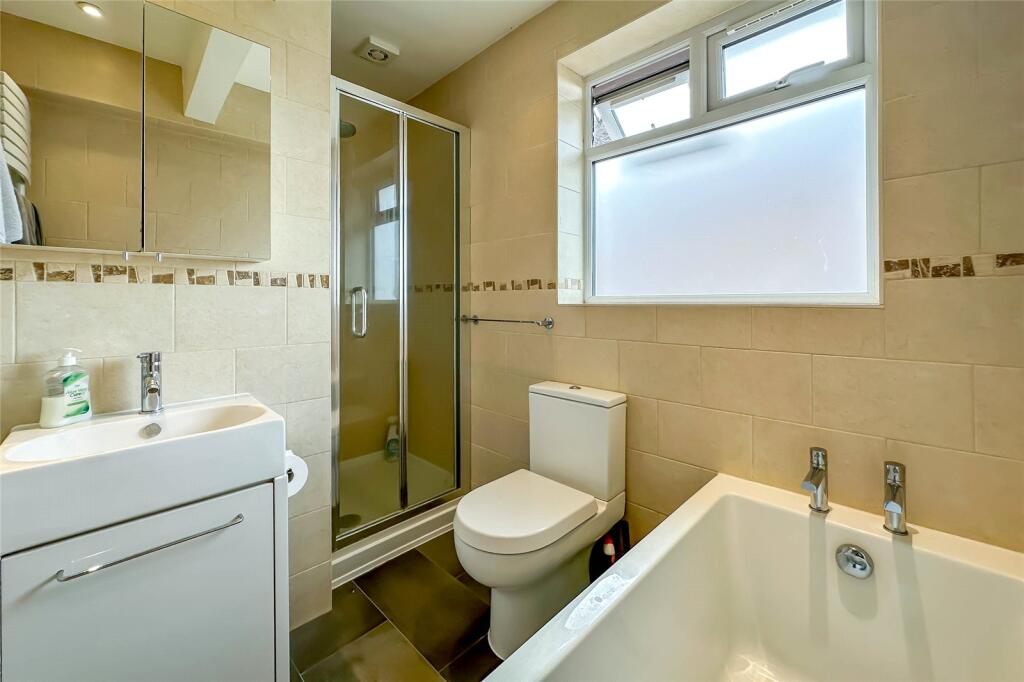 Additional image 10 of Weybourne Close, Harpenden, Hertfordshire, AL5