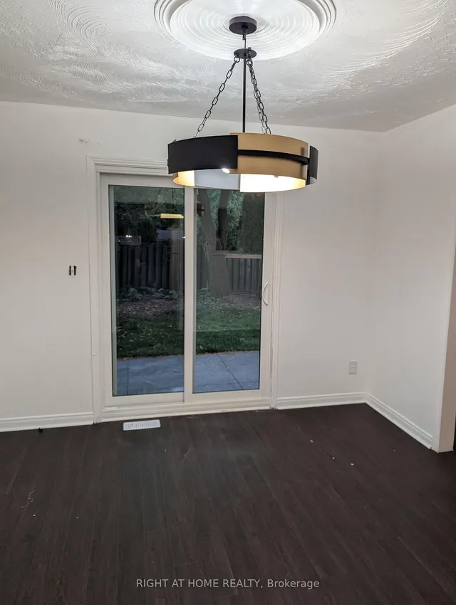 Additional image 16 of 73 Skyview Dr