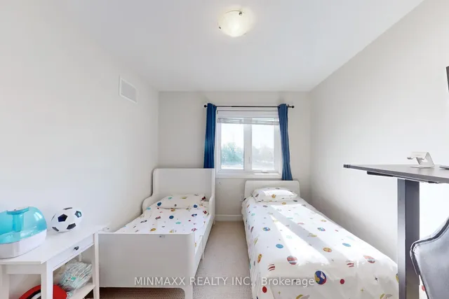 Additional image 28 of 590 North Service Rd Unit 59