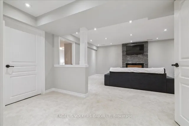 Additional image 33 of 112 Fletcher Rd