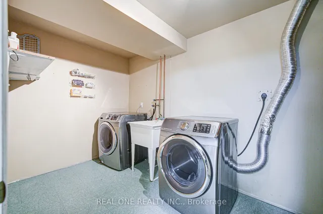 Additional image 28 of 79 Lorenzo Dr