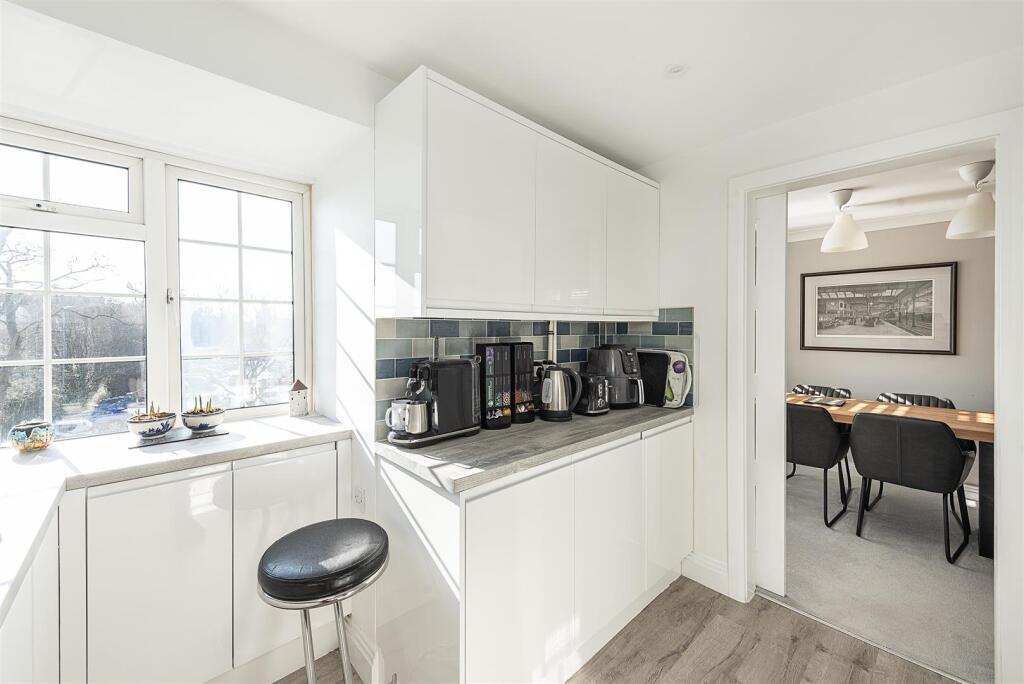 Additional image 6 of Amenbury Court, Harpenden