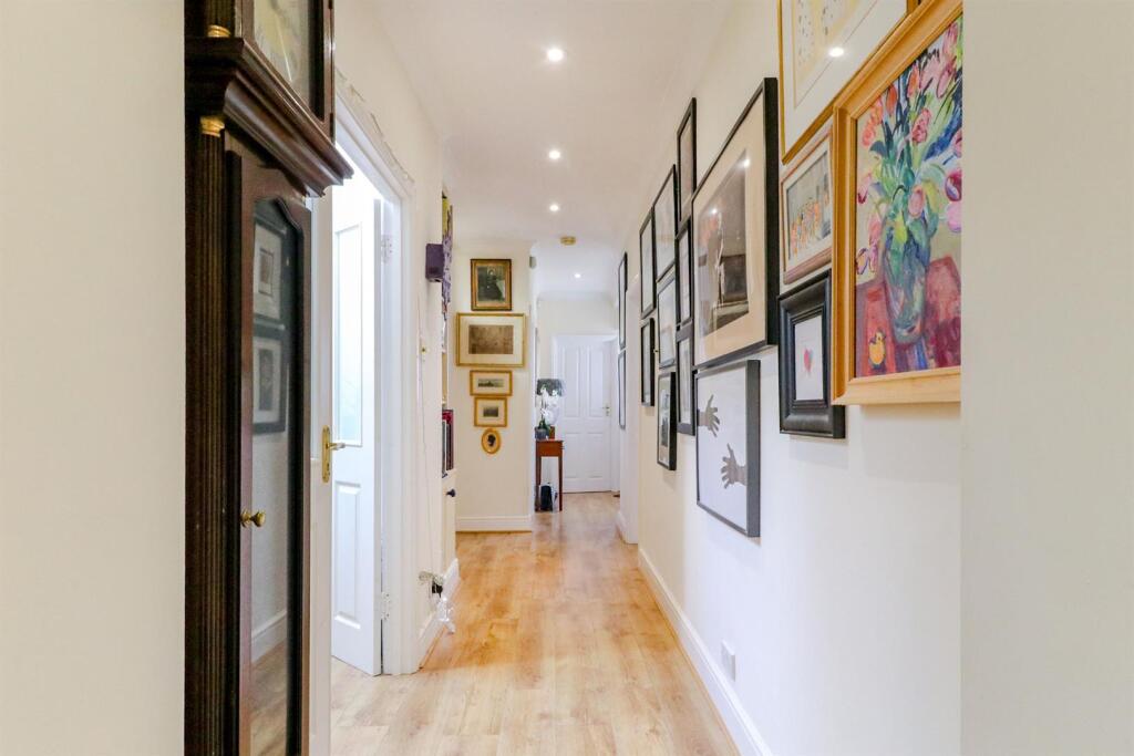 Additional image 6 of Georges Wood Road, Brookmans Park