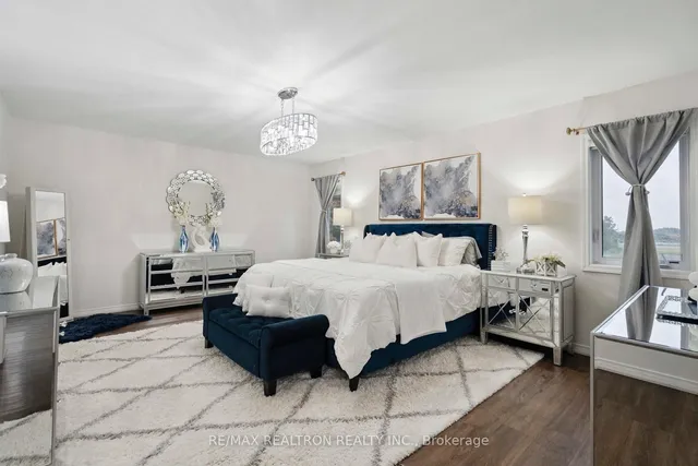 Additional image 8 of 233 Kinsman Dr