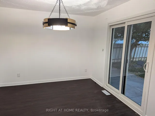 Additional image 14 of 73 Skyview Dr