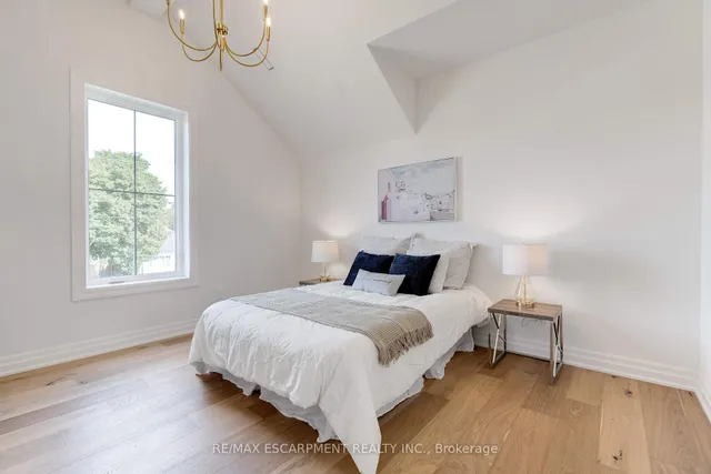 Additional image 31 of 684 Peele Blvd