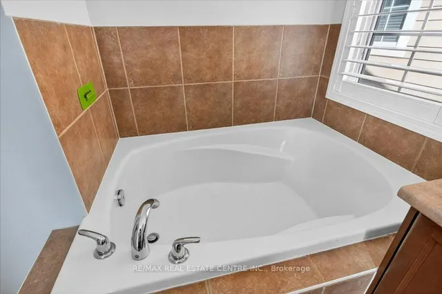 Additional image 36 of 852 Bessy Tr