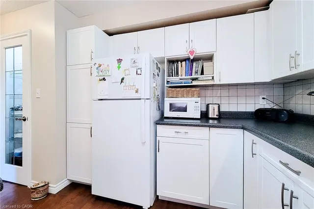 Additional image 16 of 1115 Paramount Dr Unit 88