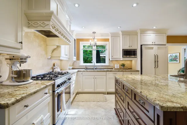 Additional image 12 of 373 Brookview Crt