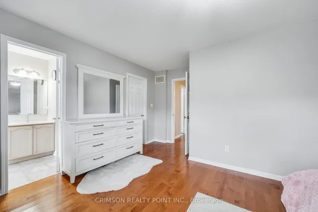 Additional image 27 of 113 Panton Tr