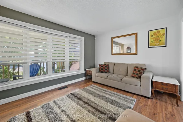 Additional image 6 of 107 Billington Cres