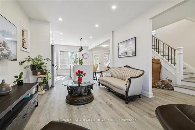 Additional image 13 of 15 Ottawa St