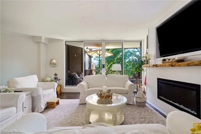 Additional image 5 of 150 Wilson St Unit 301