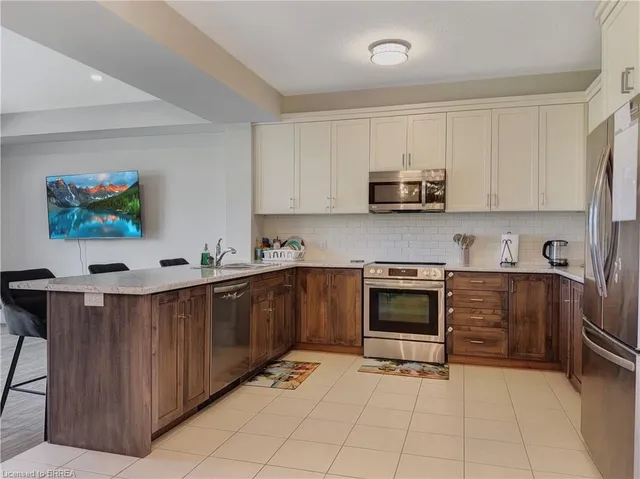 Additional image 5 of 69 Lloyd Davies Way