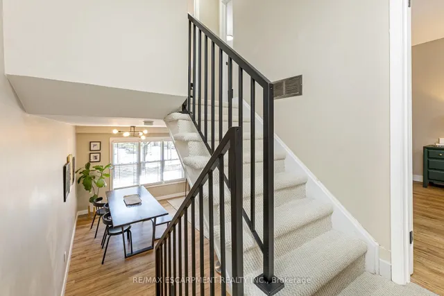 Additional image 32 of 235 Bronte St Unit 16