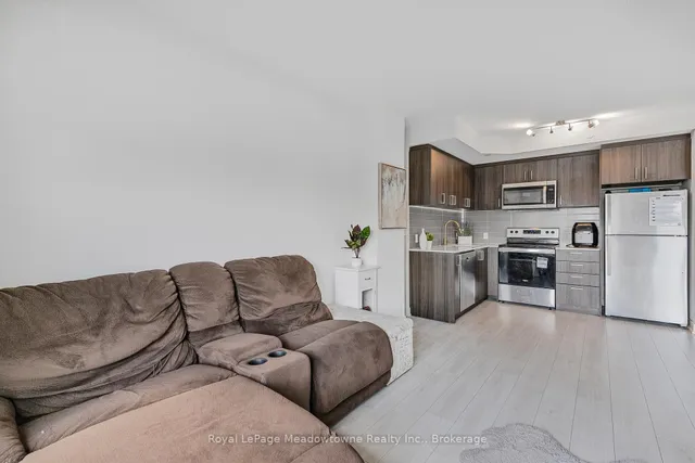 Additional image 5 of 8010 Derry Rd Unit TH 107