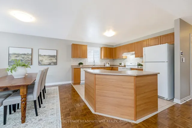 Additional image 11 of 331 Centennial Forest Dr