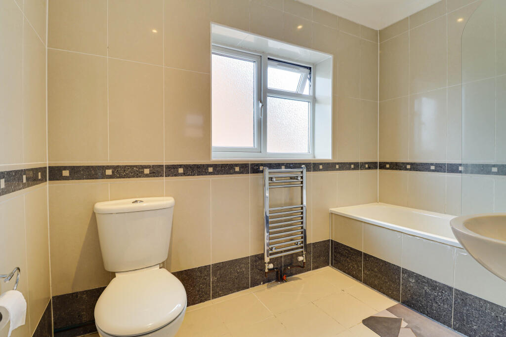 Additional image 18 of St. James Road, Harpenden, AL5