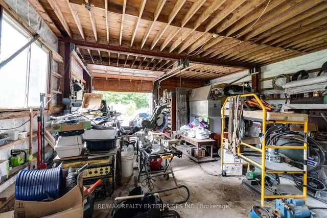 Additional image 25 of 12909 5th Line