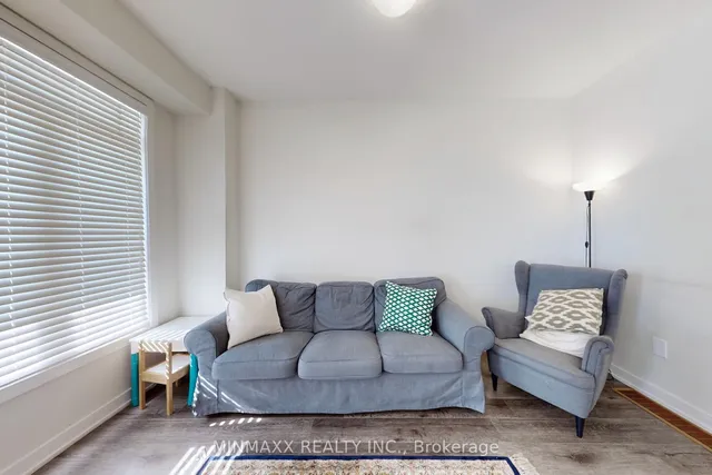 Additional image 9 of 590 North Service Rd Unit 59