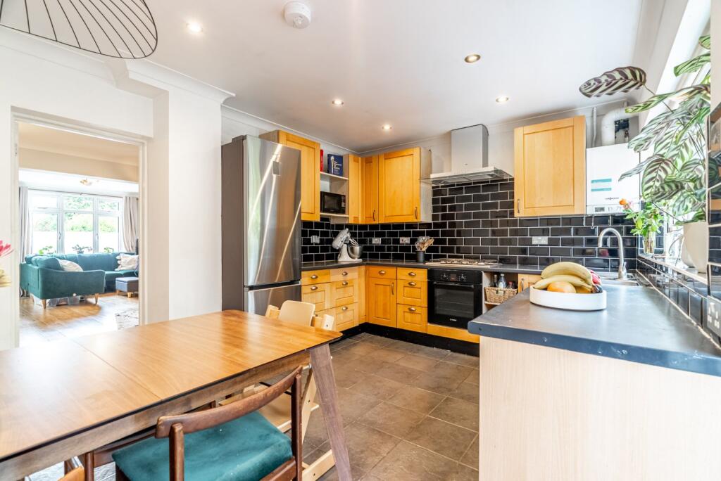 Additional image 9 of Folly Avenue, St. Albans, Hertfordshire, AL3