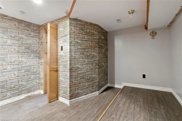 Additional image 21 of 54 Martha St