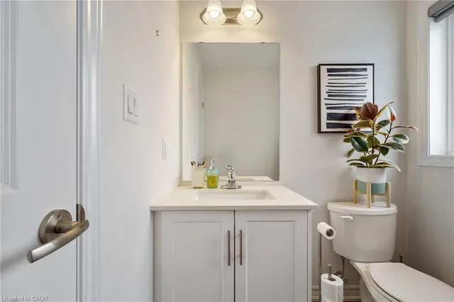 Additional image 25 of 52 Cadwell Lane