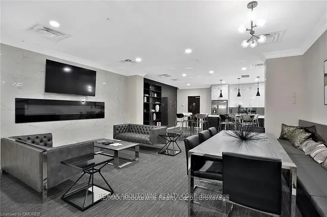 Additional image 30 of 118 King St Unit 419