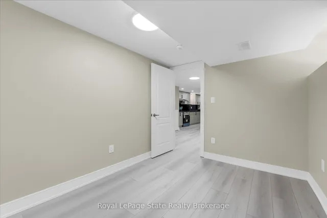 Additional image 23 of 1965 Brampton St