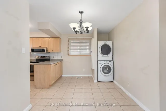 Additional image 27 of 60 Champlain Ave