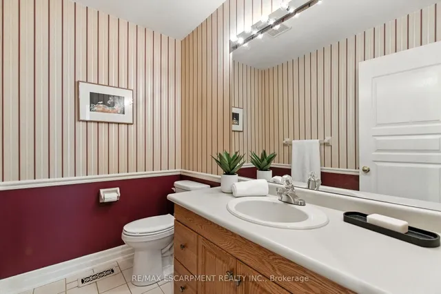 Additional image 34 of 320 Fiddler's Green Rd