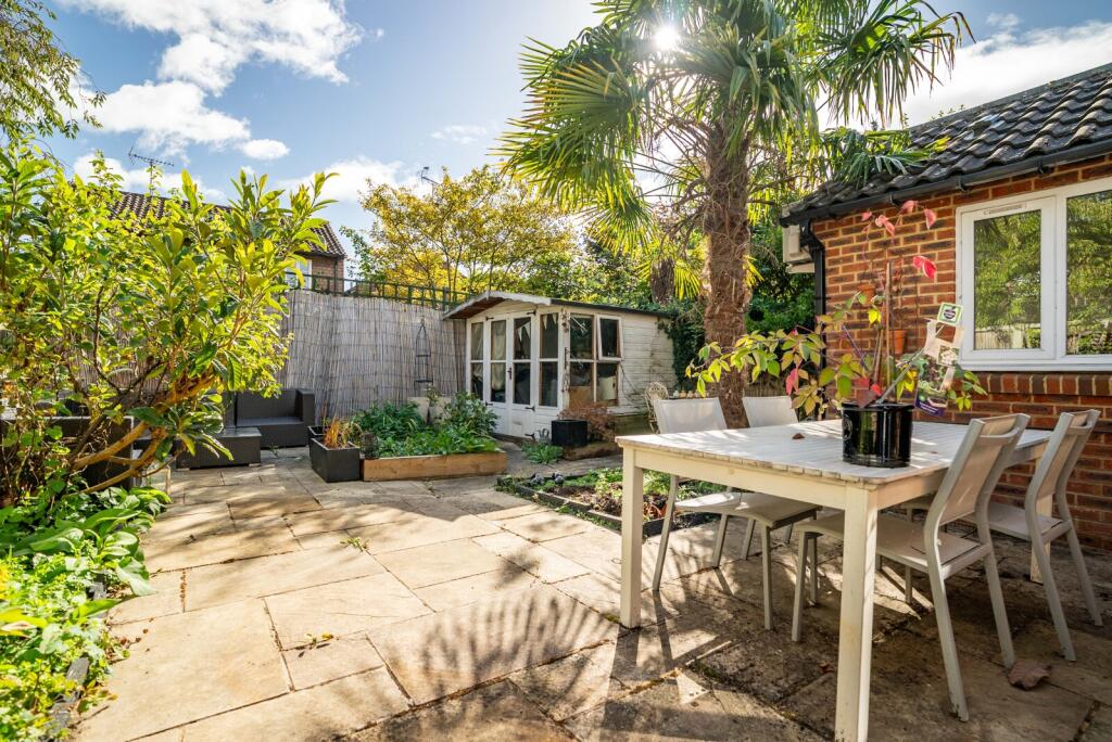 Additional image 3 of Kingfisher Close, Wheathampstead, St. Albans, Hertfordshire, AL4