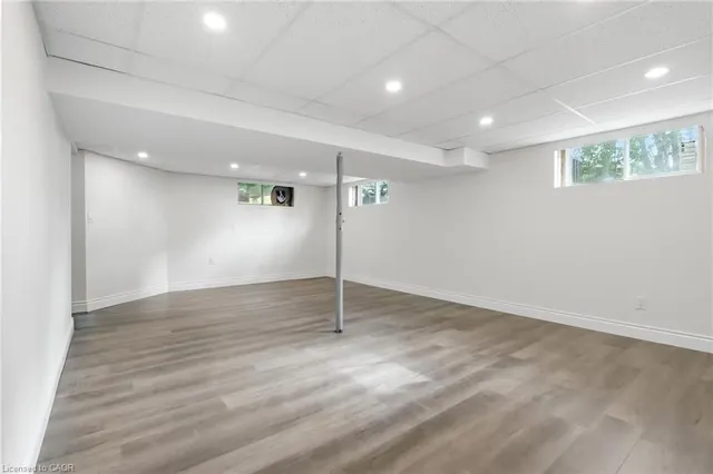 Additional image 32 of 293 #20 Regional Rd