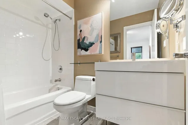 Additional image 19 of 1245 Stephenson Dr Unit 16