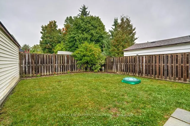 Additional image 31 of 275 Montrose Ave