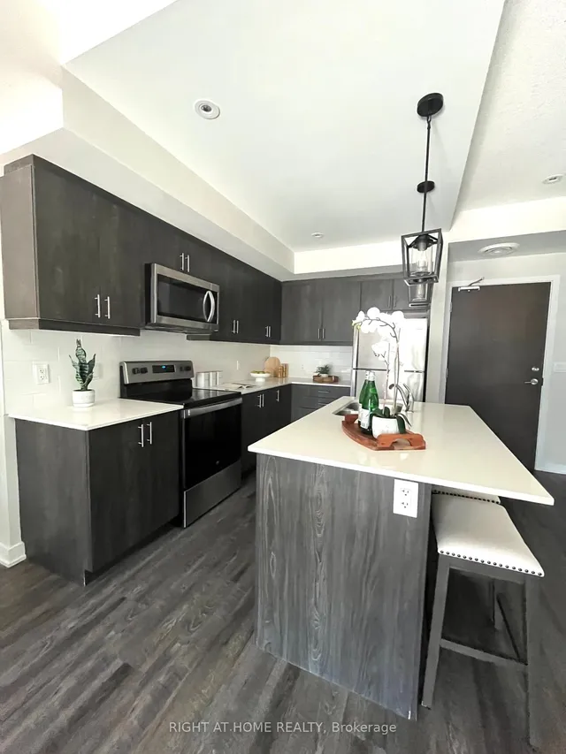 Additional image 13 of 16 Markle Cres Unit 214