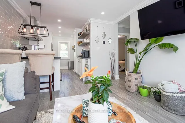 Additional image 6 of 153 East 16th St