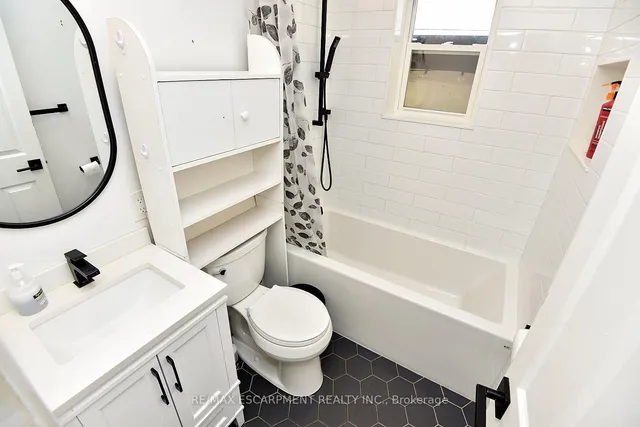 Additional image 24 of 1384 Niels Ave