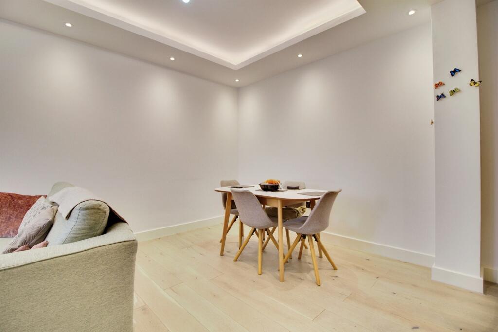 Additional image 6 of Stonehills, Welwyn Garden City
