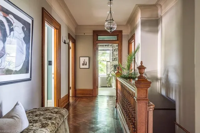 Additional image 18 of 77 Claremont Dr