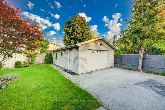 Additional image 33 of 446 Kingsleigh Crt