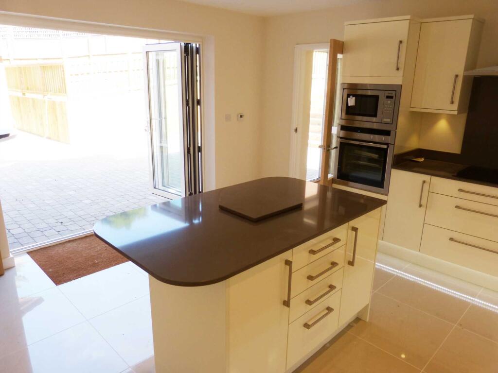 Additional image 5 of The Avenue, Welwyn