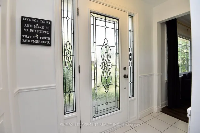 Additional image 9 of 1384 Niels Ave