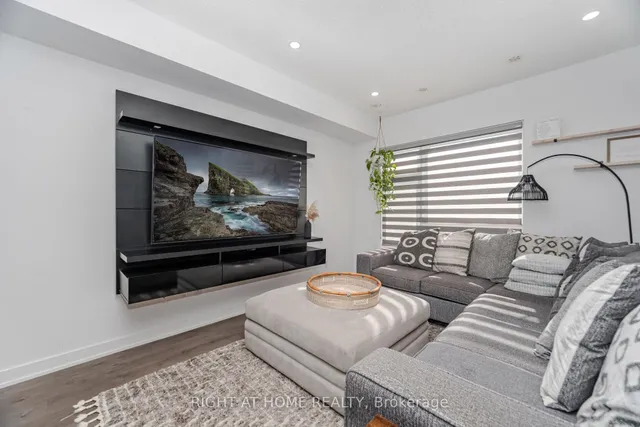 Additional image 8 of 1121 Cooke Blvd Unit 52