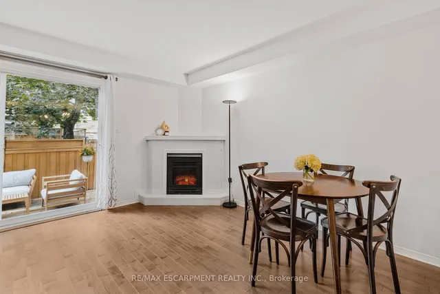 Additional image 11 of 2015 Cleaver Ave Unit 5