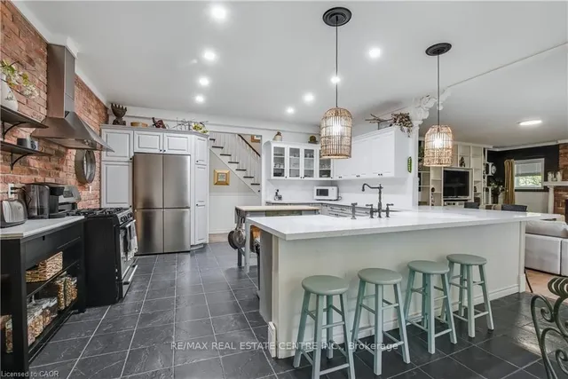 Additional image 15 of 1097 Mineral Springs Rd