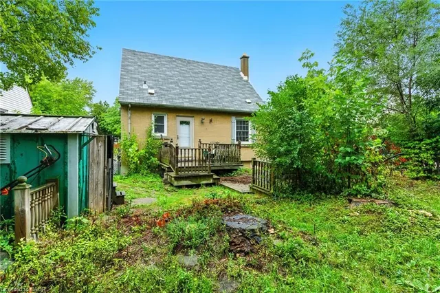 Additional image 31 of 54 Martha St