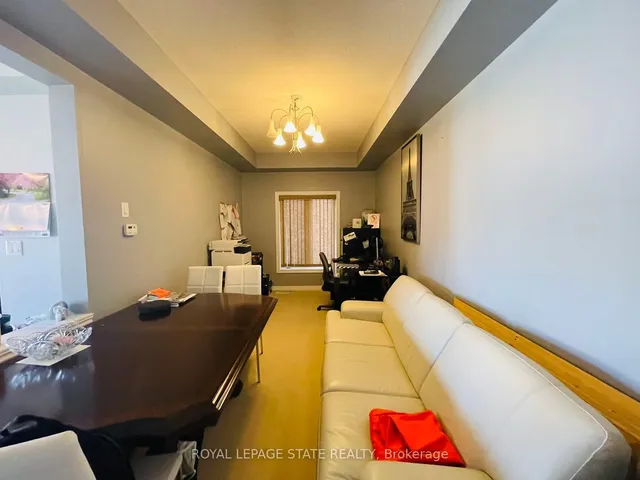 Additional image 5 of 61 Irwin Ave