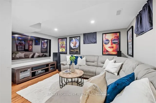 Additional image 39 of 641 HOLT Dr